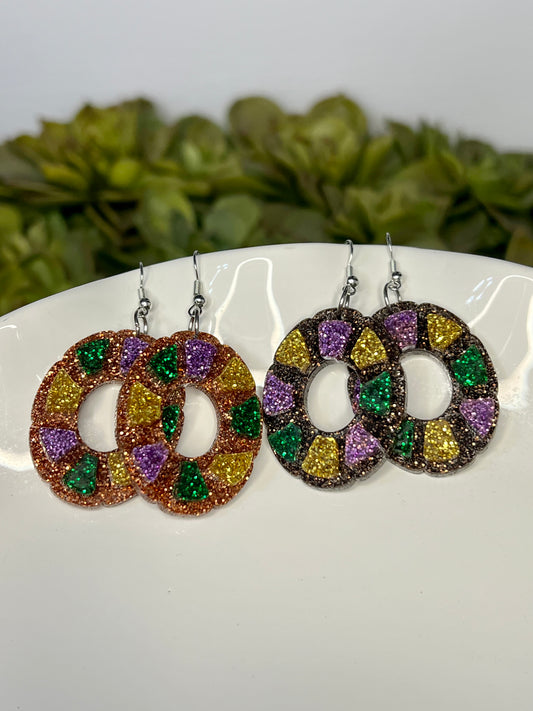 King cake dangle